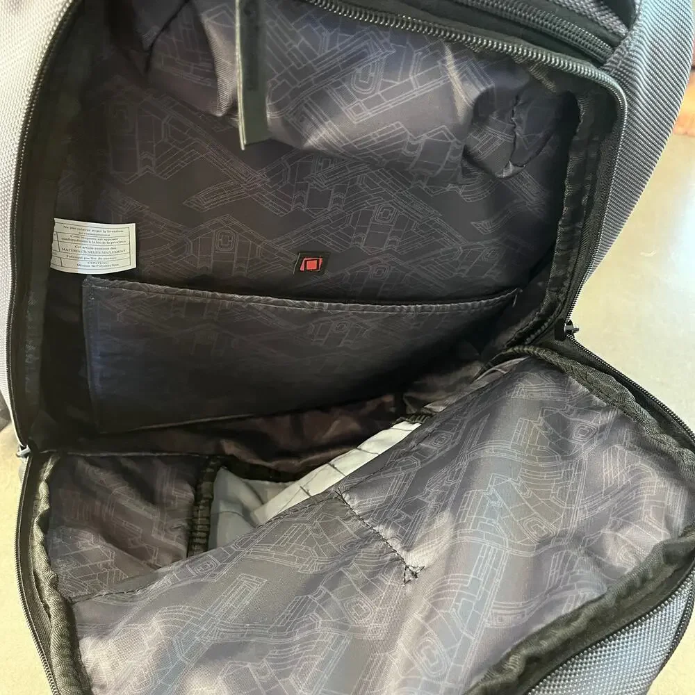 OGIO Metallic GRAY Ace Nomad Backpack fleece lined mens modern backpack NEW